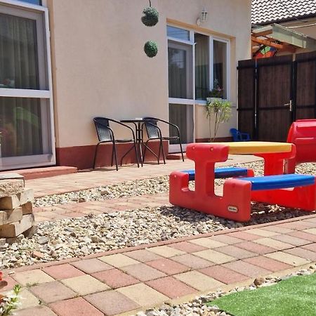 Magnólia apartman Hajdúszoboszló Zewnętrze zdjęcie
